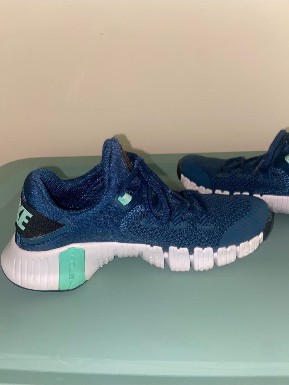 Nike Metcon Shoes - Navy with Mint Green Accents Women’s Size 6 - Picture 7 of 11